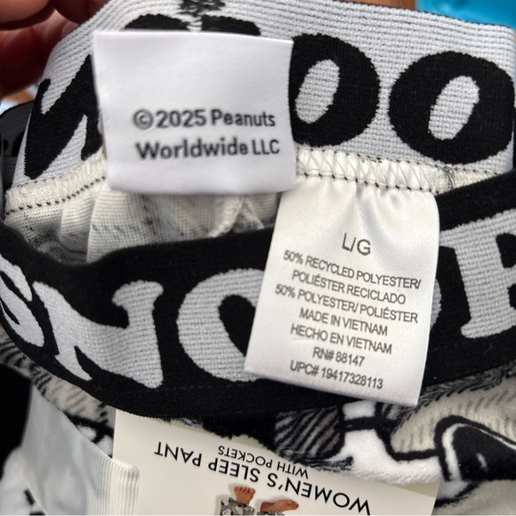 Peanuts Snoopy Women’s Sleep Pants With Pockets Size L 12/14 New With Tags - Picture 7 of 7